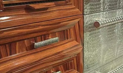 木材與金屬質感對比